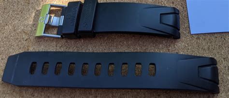 genuine omega rubber strap.